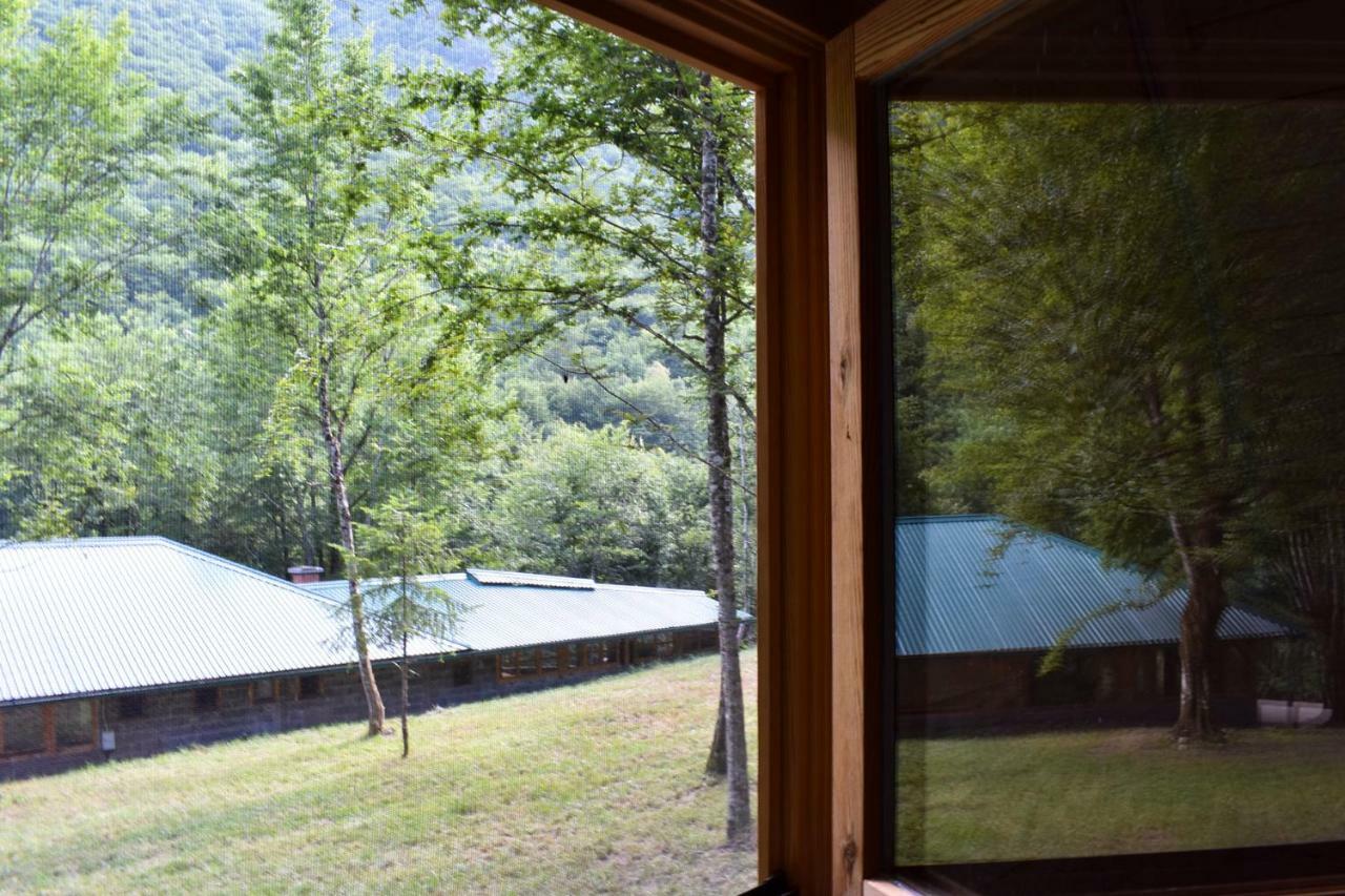 Tara Inn Resort Bastasi Buitenkant foto